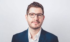 Portraitfoto von Dr. med. Georg Ziegler